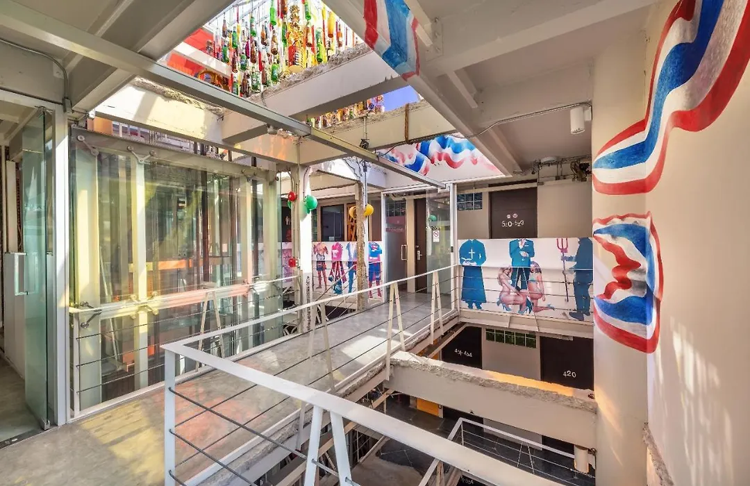 Silom Art Hostel-1